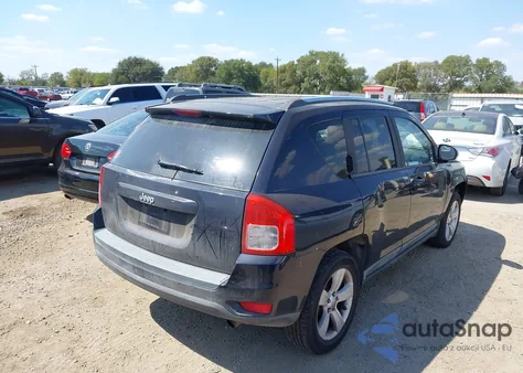 2011 Jeep Compass из США, поврежденный, VIN 1J4NT1FA8BD159874